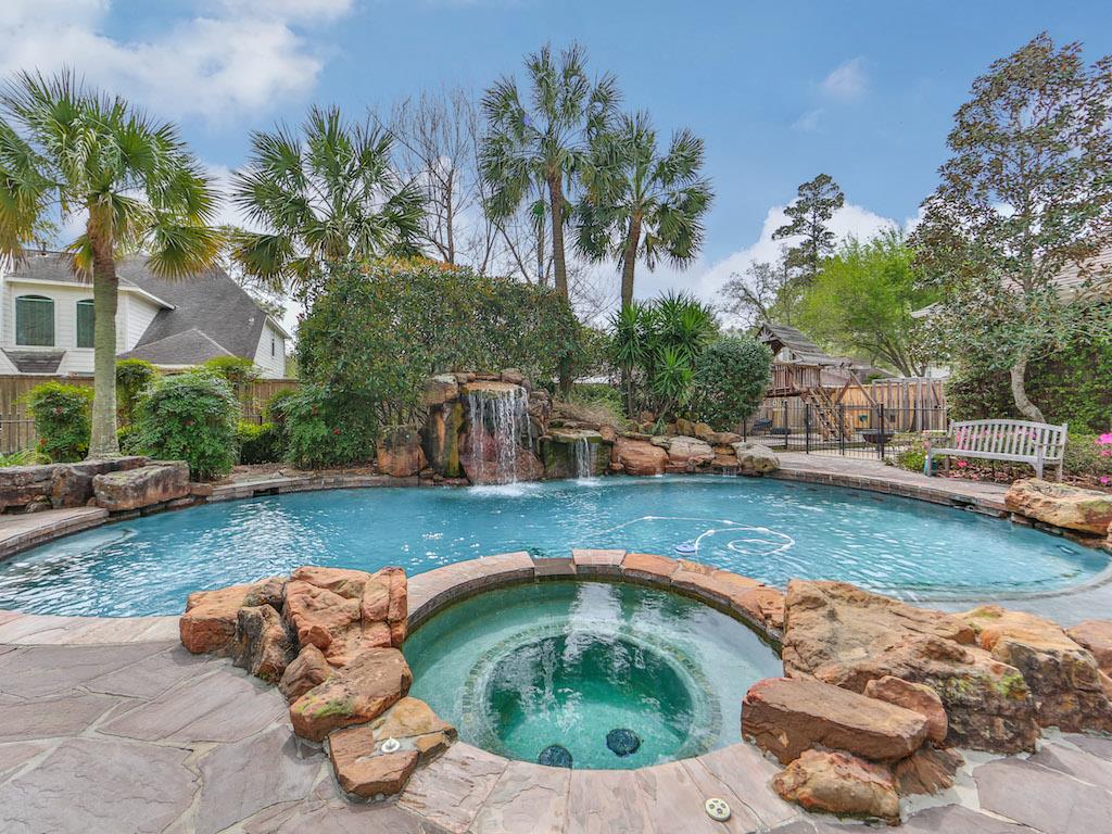 Top 10 Houston Pools: Private Swimming Pools | AquaMobile