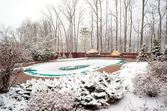 winter-is-coming-winterize-your-pool-aquamobile-swim-school