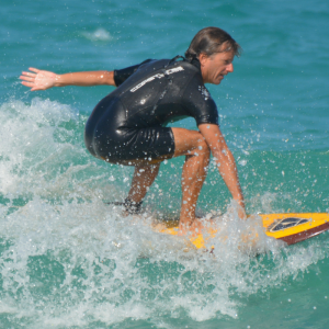 AquaMobile Swim teaches you the surfing safety tips that will help you and others stay safe in the ocean